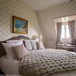 Hotel Le Chateau De La Tour Gouvieux