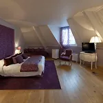 Le Chateau De La Tour Hotel