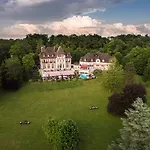Le Chateau De La Tour 4*