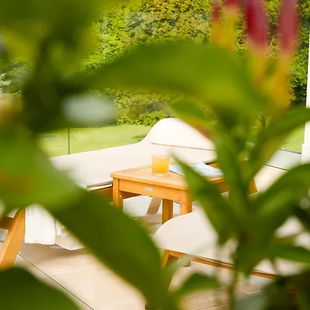 Le Chateau De La Tour Hotel