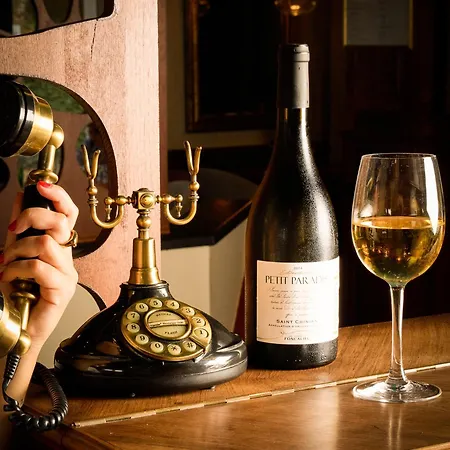 Le Château De La Tour Hotel