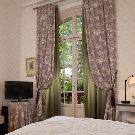 Le Chateau De La Tour Hotel
