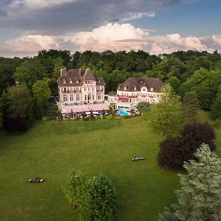 Le Chateau De La Tour 4*
