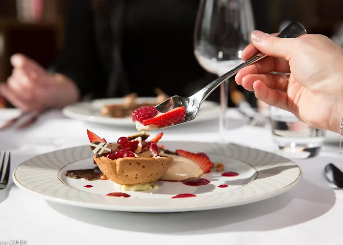 Le Chateau De La Tour 4*