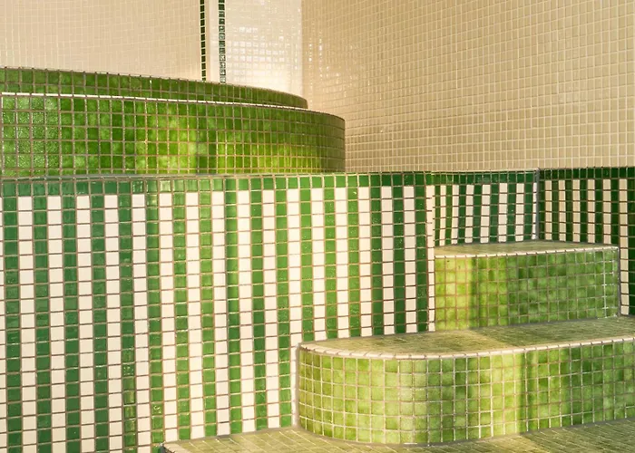 Hotel Le Chateau De La Tour 4*