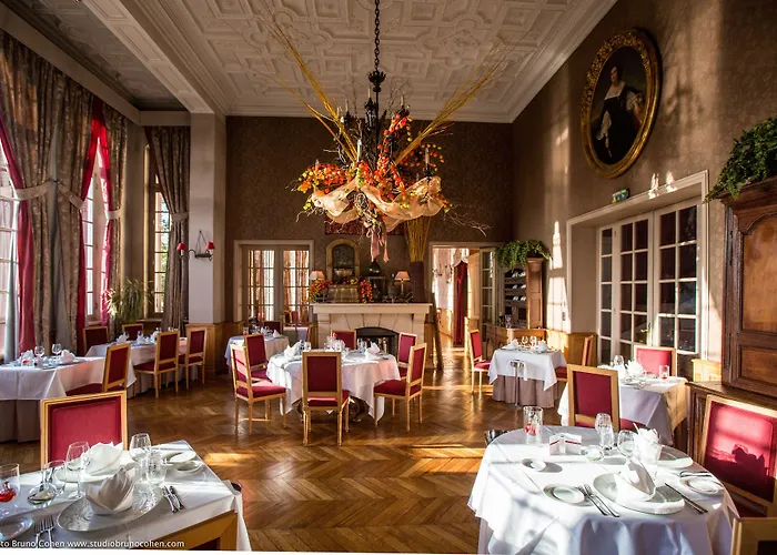 Le Chateau De La Tour Hotel