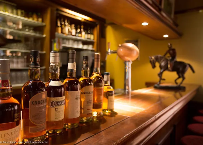 Le Chateau De La Tour Hotel Gouvieux