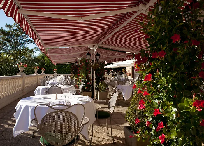 Le Chateau De La Tour Hotel Gouvieux