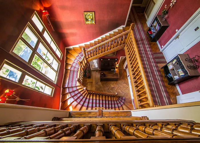 Hotel Le Chateau De La Tour Gouvieux