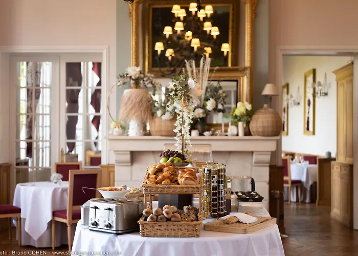 Le Chateau De La Tour 4*