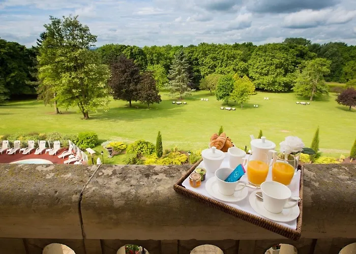 Hotel Le Chateau De La Tour 4*